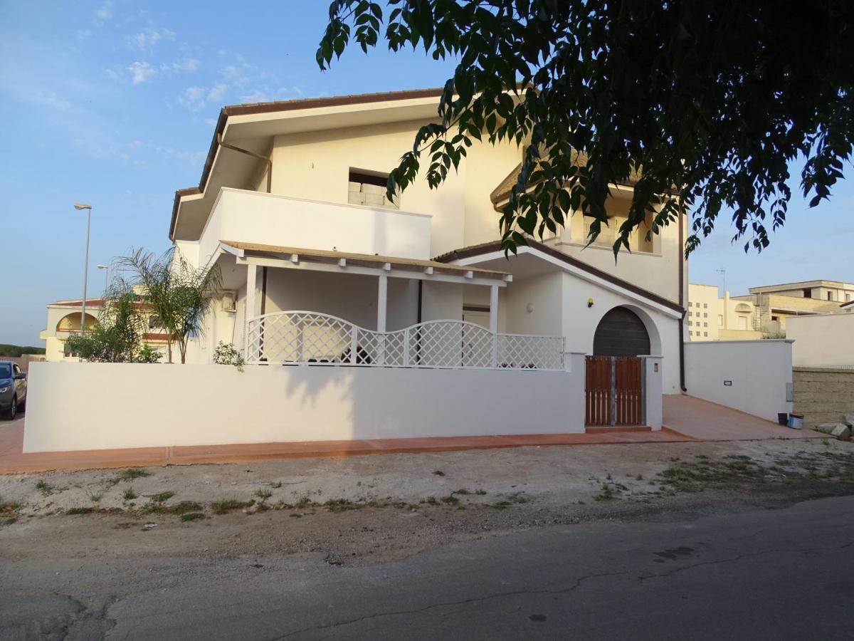 Linda Casa Vacanze Felline Exterior foto