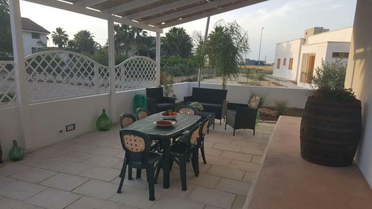 Linda Casa Vacanze Felline Exterior foto
